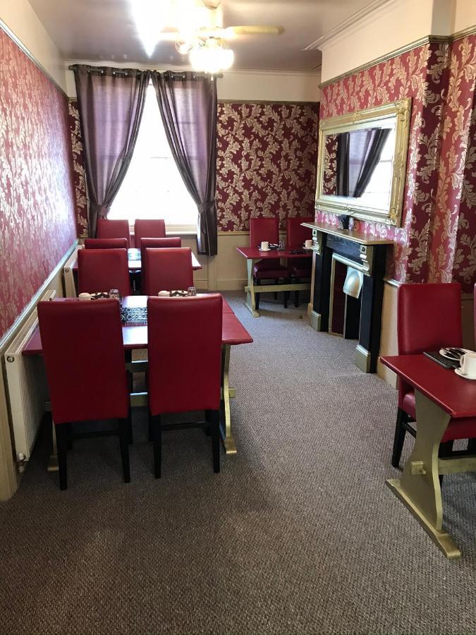 Spalite Hotel Глостер Экстерьер фото