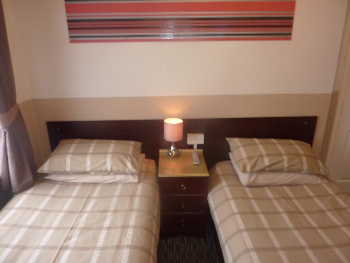 Spalite Hotel Глостер Экстерьер фото