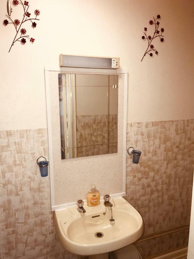 Spalite Hotel Глостер Экстерьер фото