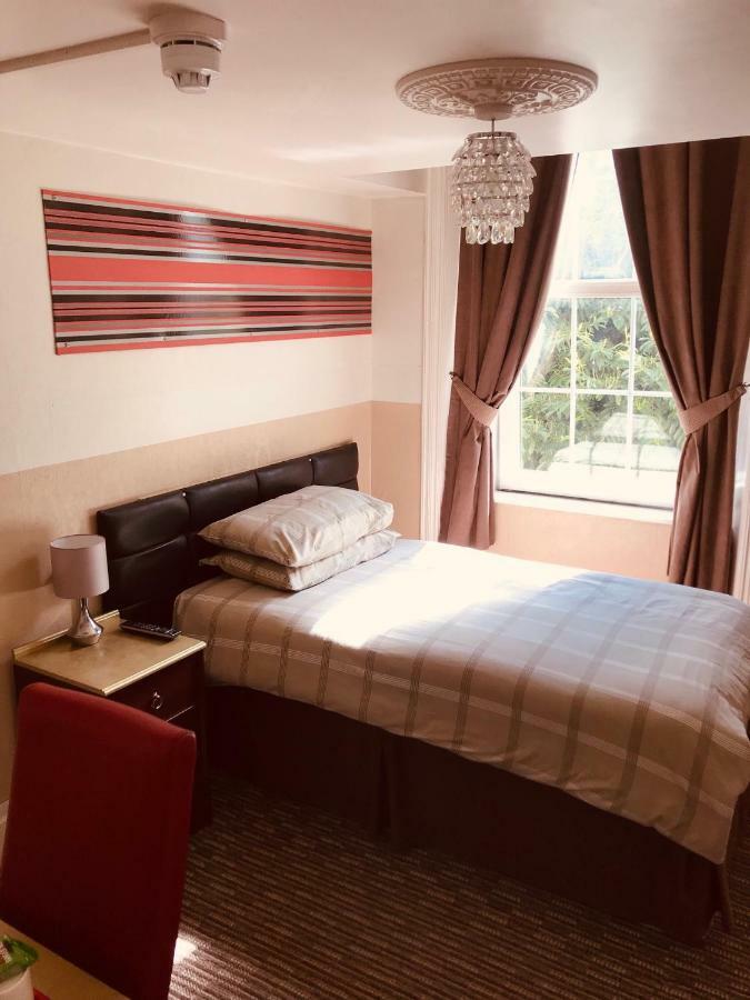 Spalite Hotel Глостер Экстерьер фото