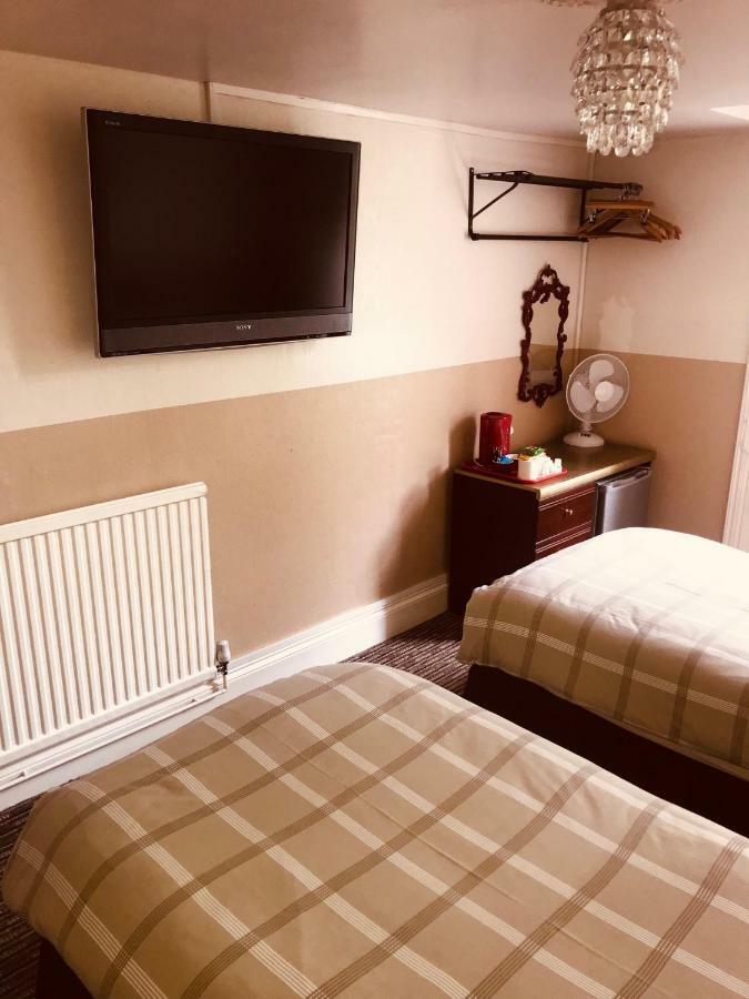 Spalite Hotel Глостер Экстерьер фото