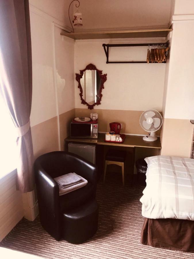 Spalite Hotel Глостер Экстерьер фото